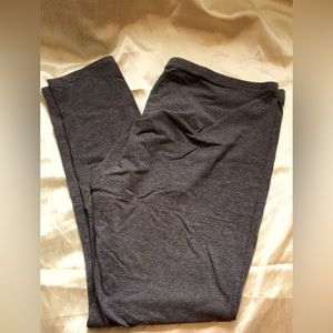 DG2 woman’s tights. Grey size 2X.